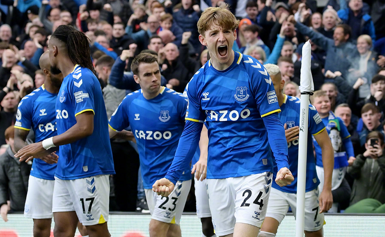 记录报：本菲卡冬窗不放普雷斯蒂亚尼和施耶尔德鲁普，除非签新援（《记录报》：若无新援入队，本菲卡冬窗将留住普雷斯蒂亚尼与施耶尔德鲁普）