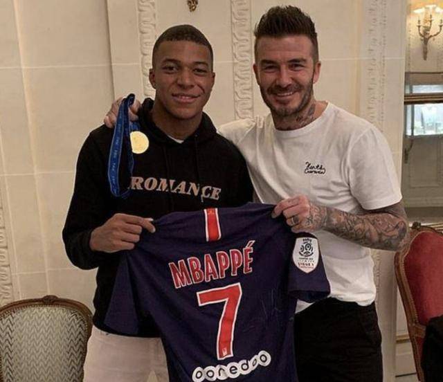 狼队旧将：皇马对鲁本-内维斯有兴趣，可能在赛季结束免签他（前狼队球员称皇马看中鲁本·内维斯，或在季末以自由身引进）