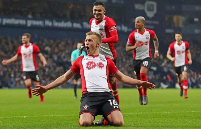 上一次对阵安哥拉：梅西斯卡洛尼替补登场，阿亚拉百场（上回交锋安哥拉：梅西、斯卡洛尼替补亮相，阿亚拉完成百场里程碑）