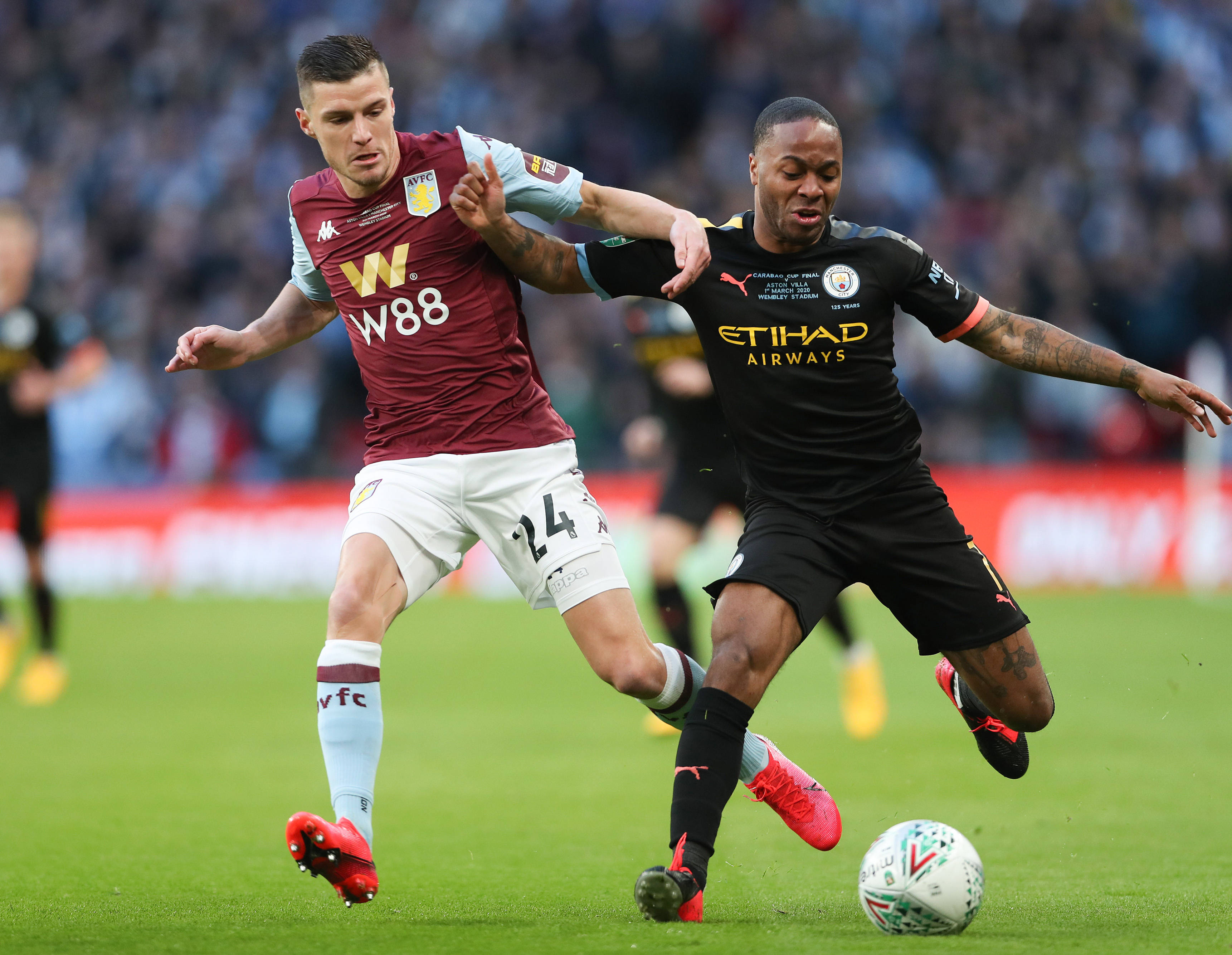 西甲：巴萨4-1大胜瓦伦西亚（西甲：巴萨4比1轻取瓦伦西亚）