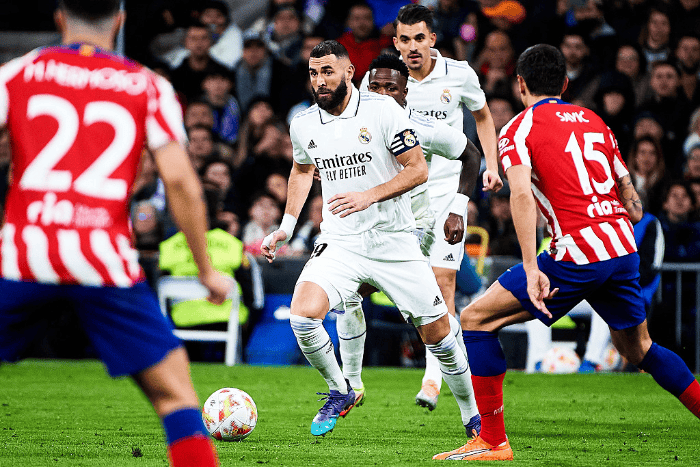 记者：阿莫林组建新的领导小组，包括B费、马奎尔、利马等人（记者：阿莫林打造全新领袖小组，B费、马奎尔、利马在列）