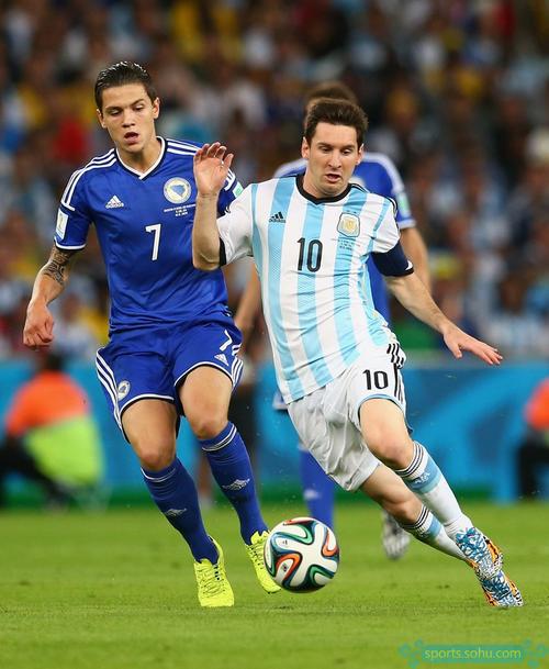 记者：水晶宫相信利物浦是唯一真正想冬窗签格伊的俱乐部（记者：水晶宫认为冬窗真正想签下格伊的只有利物浦）