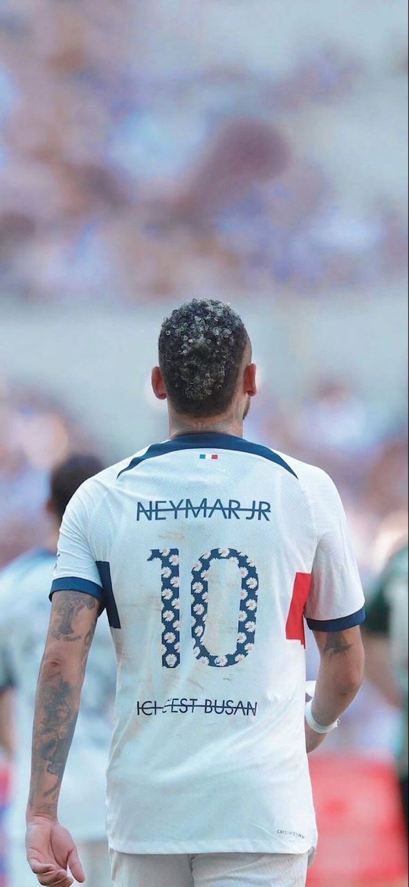 地上足球：皇马预定四大皆空！（地上足球：皇马本季恐四线无冠）