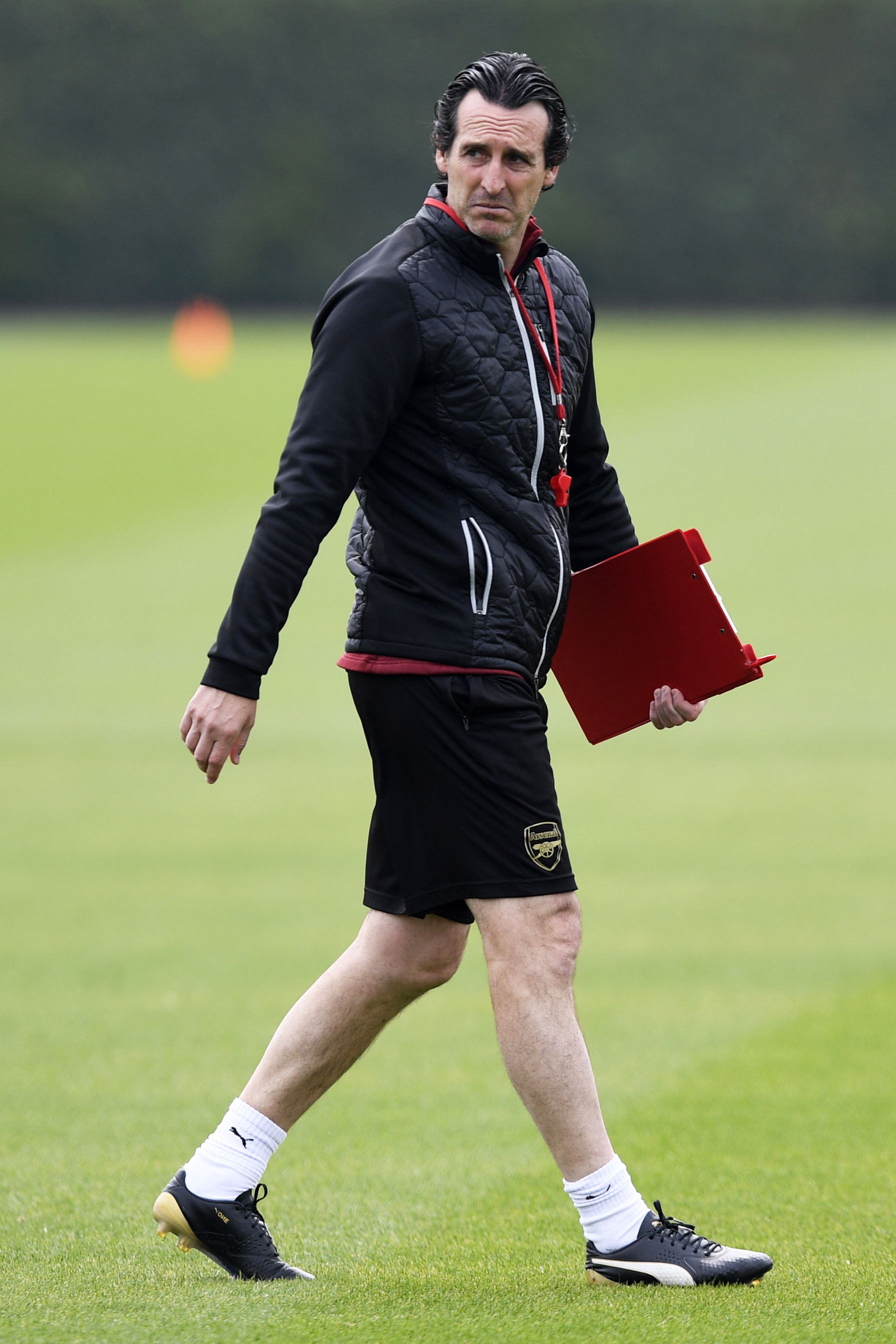 罗马诺：博卡青年将迪巴拉视为引援目标，尚未准备在冬窗谈判（罗马诺：迪巴拉成博卡青年引援人选，冬窗谈判暂未提上日程）